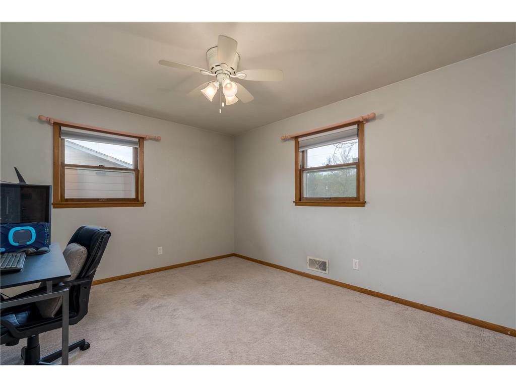 110 S Belmont Drive Mankato MN 56001 7061940 image15