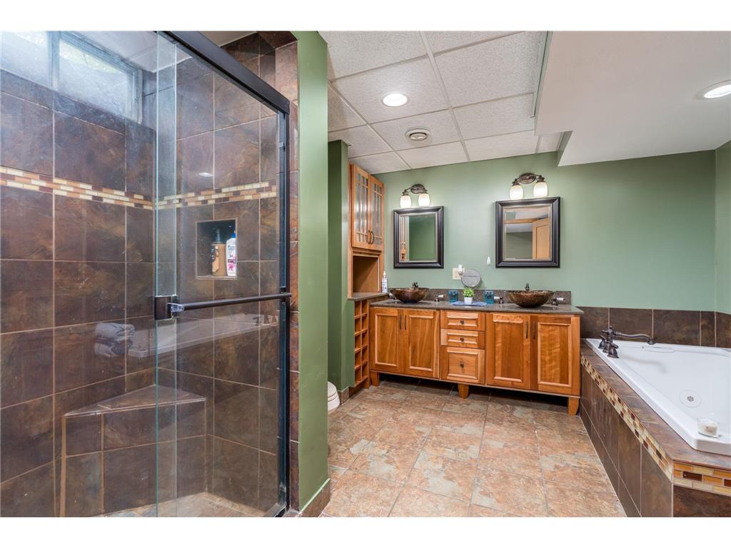 110 S Belmont Drive Mankato MN 56001 7061940 image24