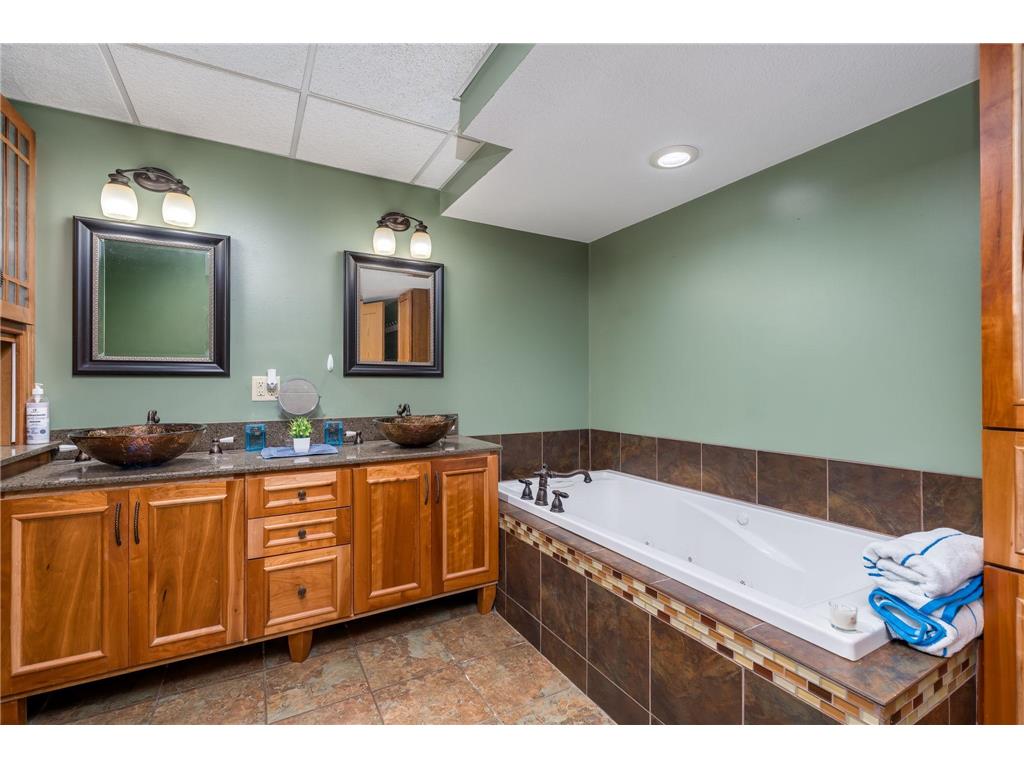 110 S Belmont Drive Mankato MN 56001 7061940 image25