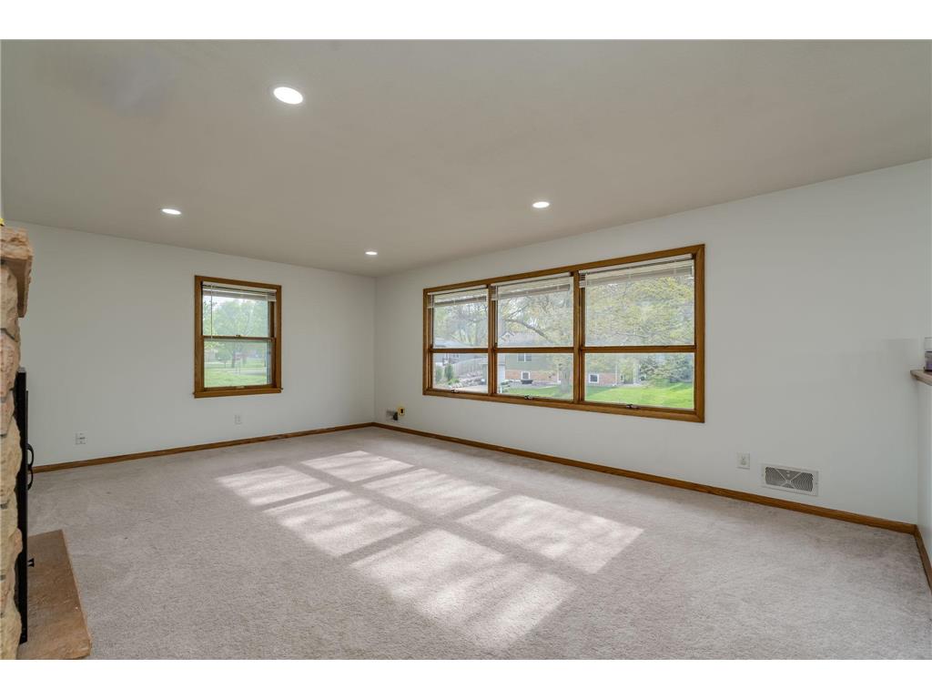 110 S Belmont Drive Mankato MN 56001 7061940 image4
