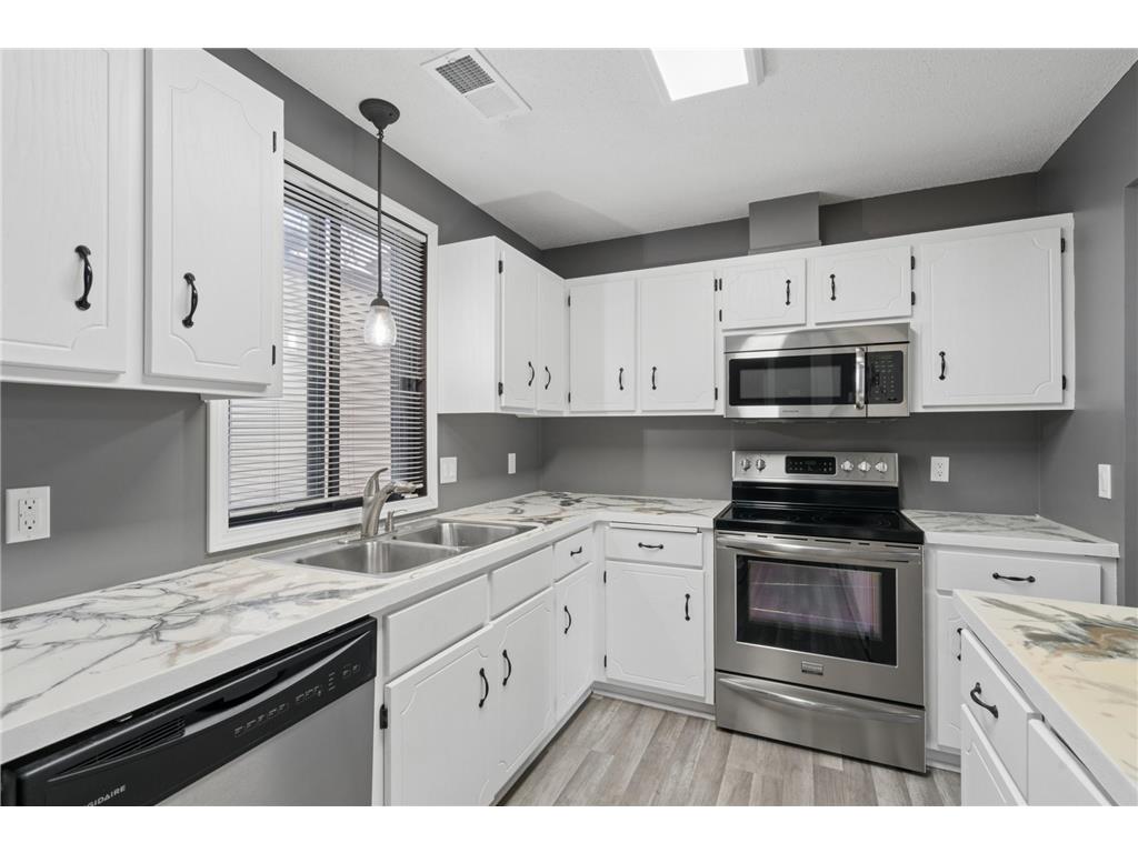 110 South Drive #E Circle Pines MN 55014 7085159 image34