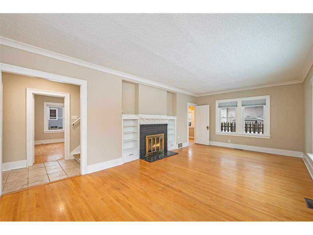 110 Summit Avenue Montevideo MN 56265 7022237 image2