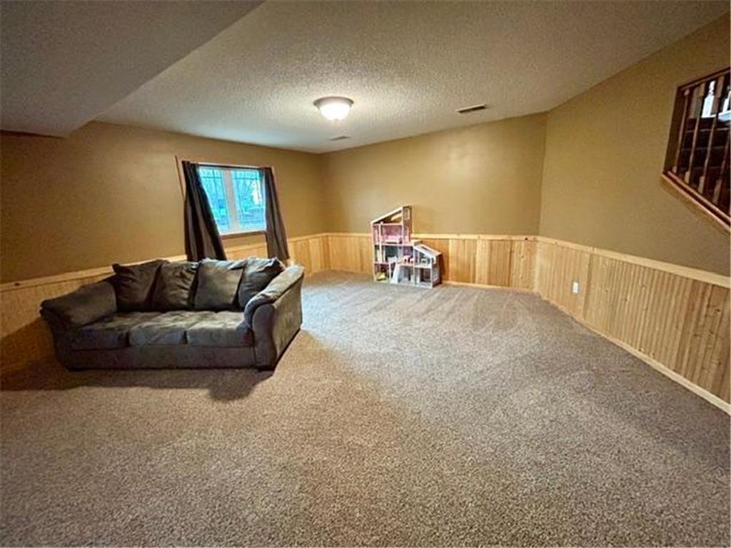 110 U'Ren Lane Redwood Falls MN 56283 7080224 image24
