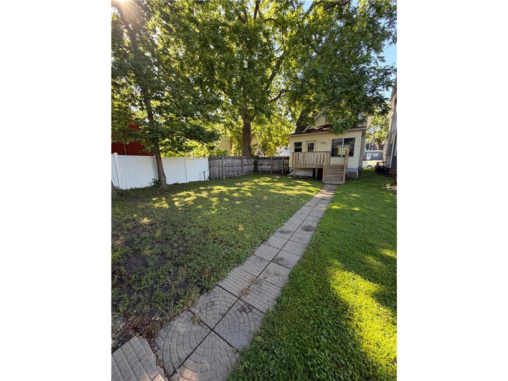 110 Van Brunt Street Mankato MN 56001 7091878 image13