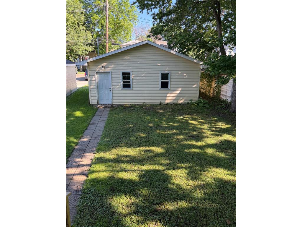 110 Van Brunt Street Mankato MN 56001 7091878 image15