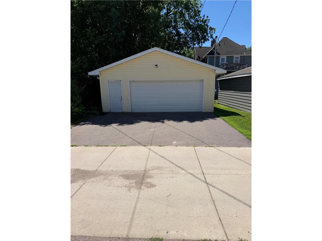 110 Van Brunt Street Mankato MN 56001 7091878 image18