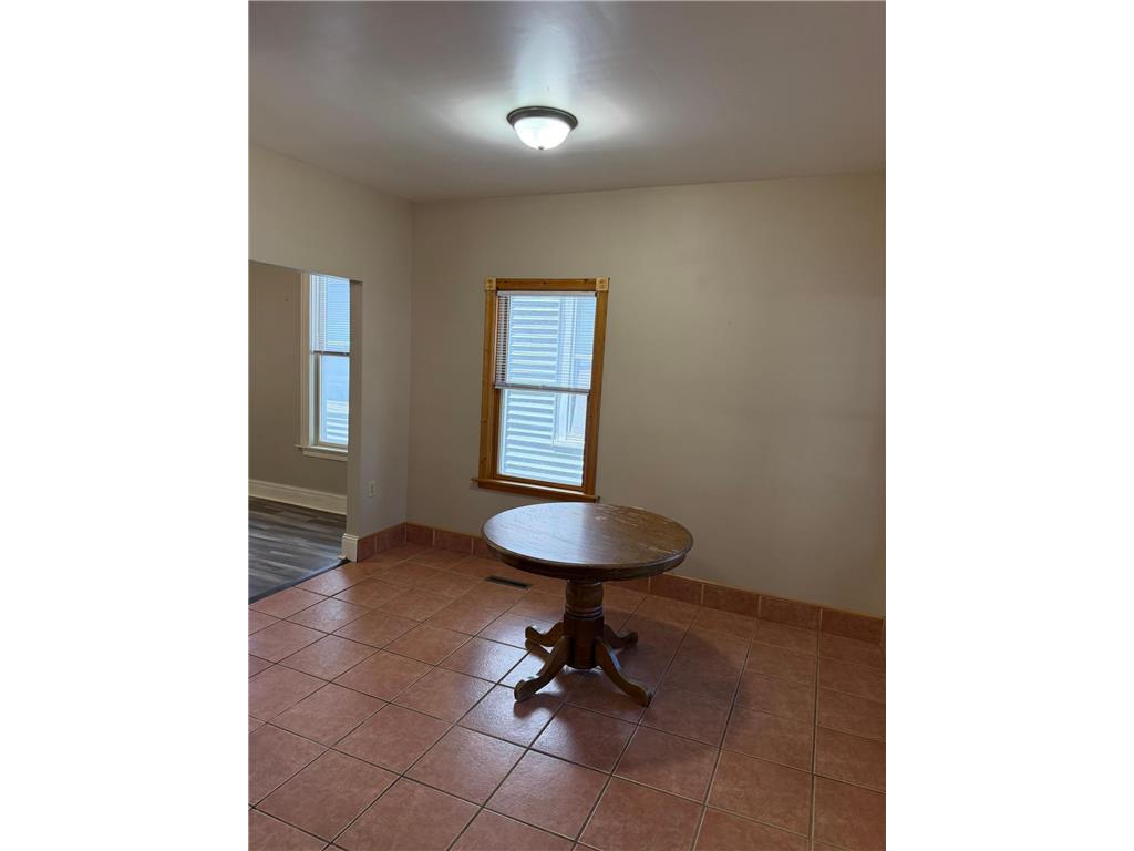 110 Van Brunt Street Mankato MN 56001 7091878 image4