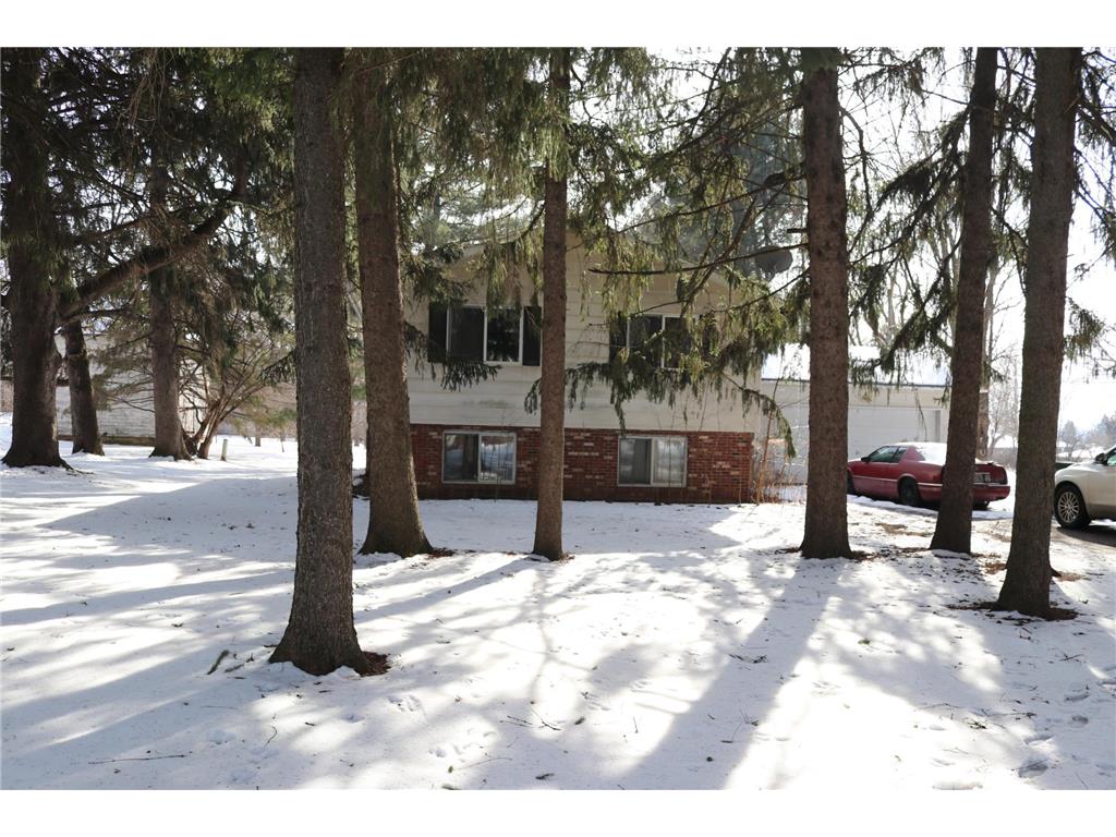 110 W Pine Street Roberts WI 54023 6675209 image1