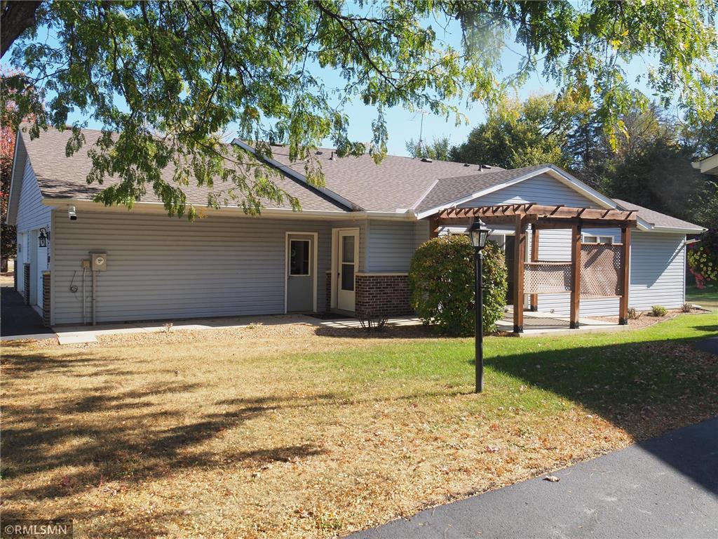 110 W Trail Court Cannon Falls MN 55009 6615559 image1