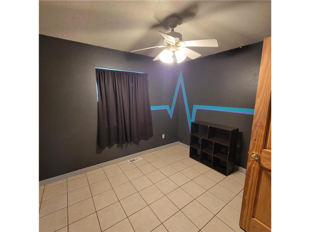 110 West Avenue Ottertail MN 56571 7053220 image17