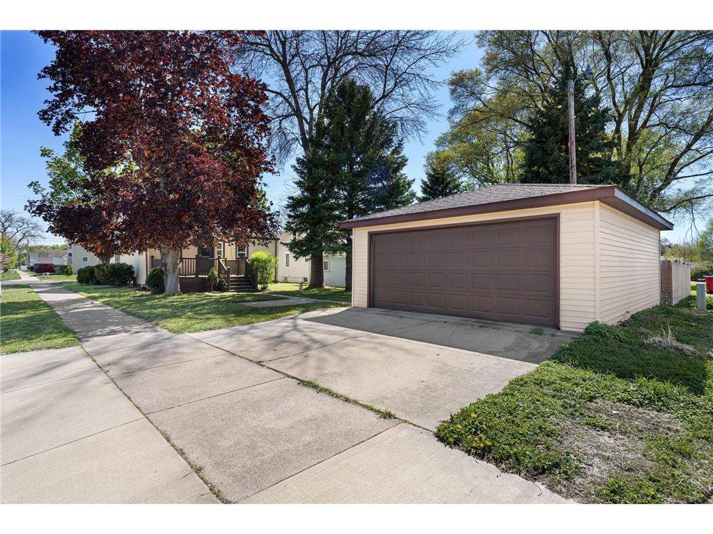 1100 2nd Avenue SW Austin MN 55912 7067116 image7
