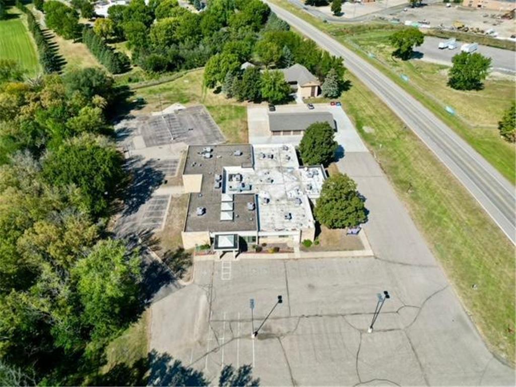 1100 E Broadway Street Redwood Falls MN 56283 7046027 image17