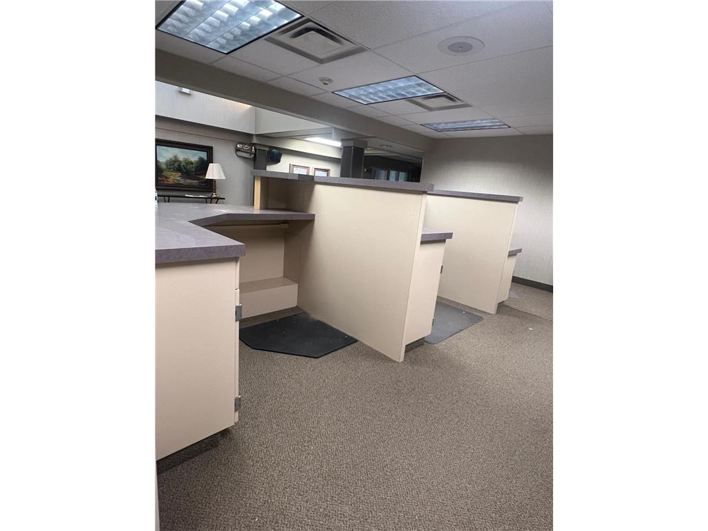1100 E Broadway Street Redwood Falls MN 56283 7046027 image28