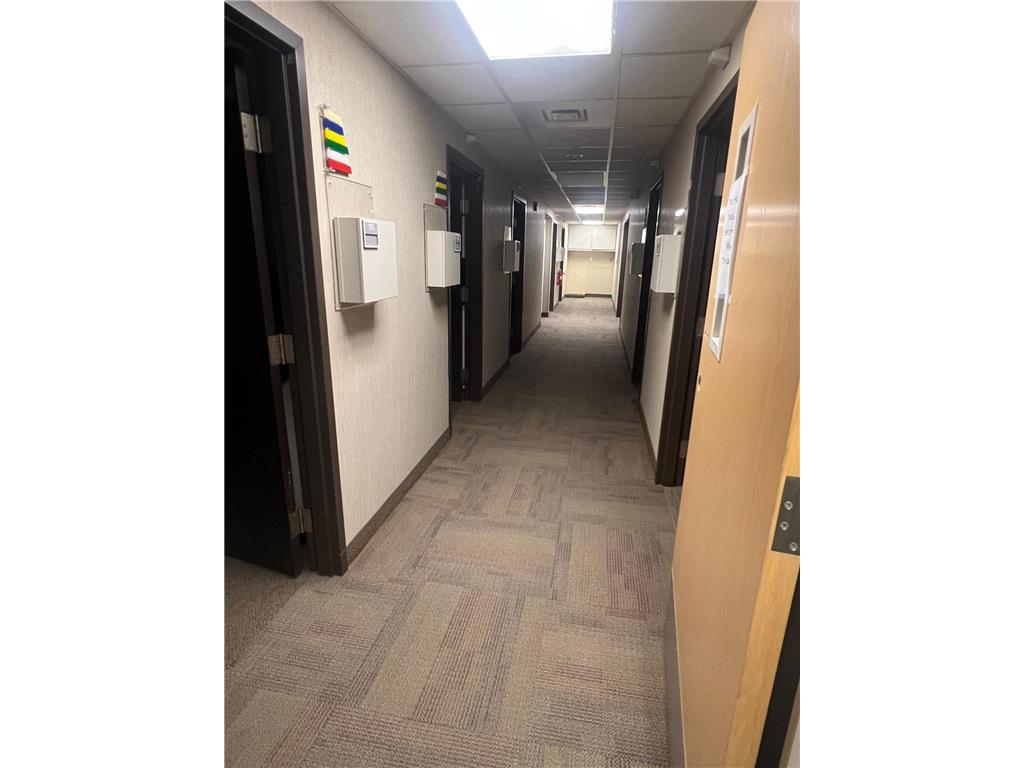 1100 E Broadway Street Redwood Falls MN 56283 7046027 image30