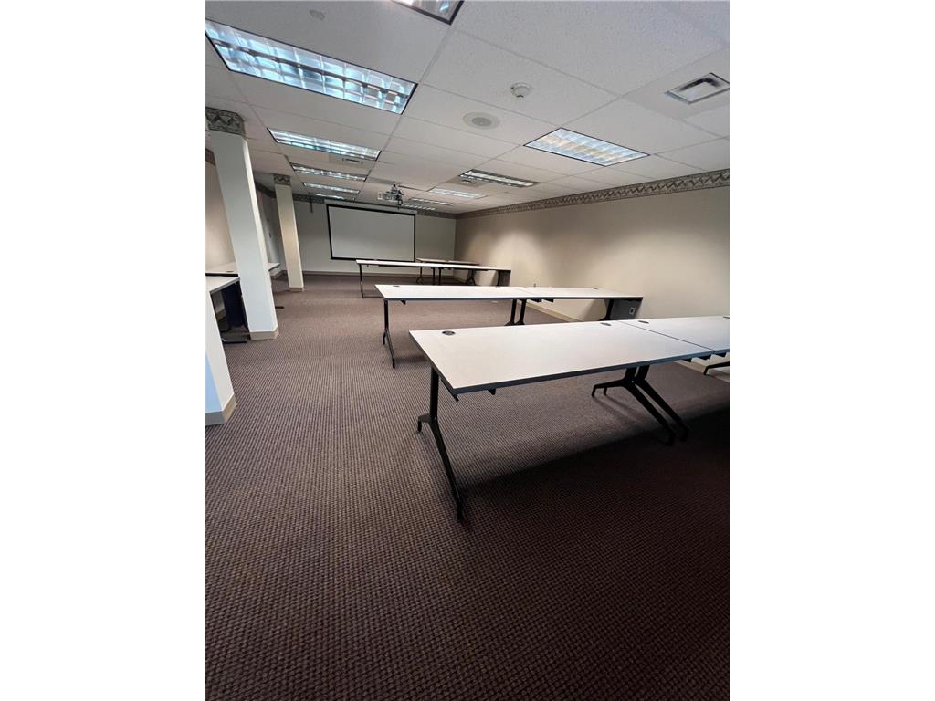 1100 E Broadway Street Redwood Falls MN 56283 7046027 image35