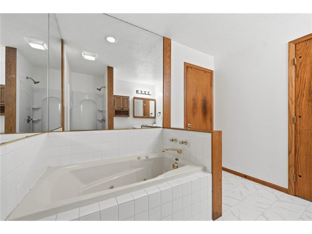 1100 Lochmist Lane NW Alexandria MN 56308 7085286 image27