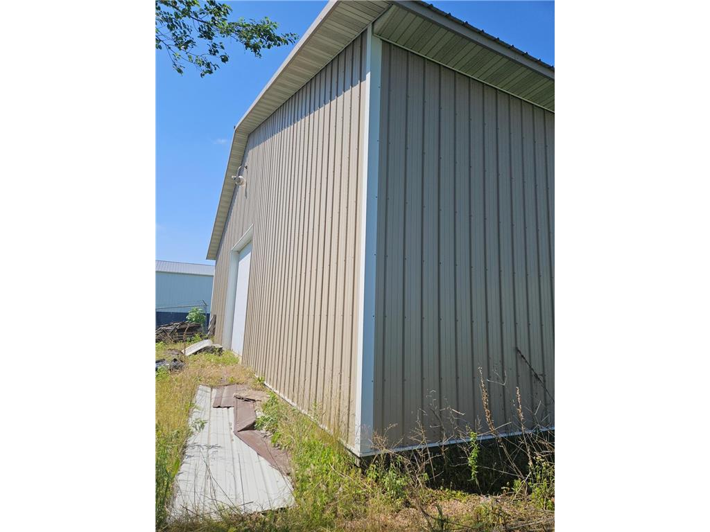 1100 N State Street Fairmont MN 56031 7089543 image3