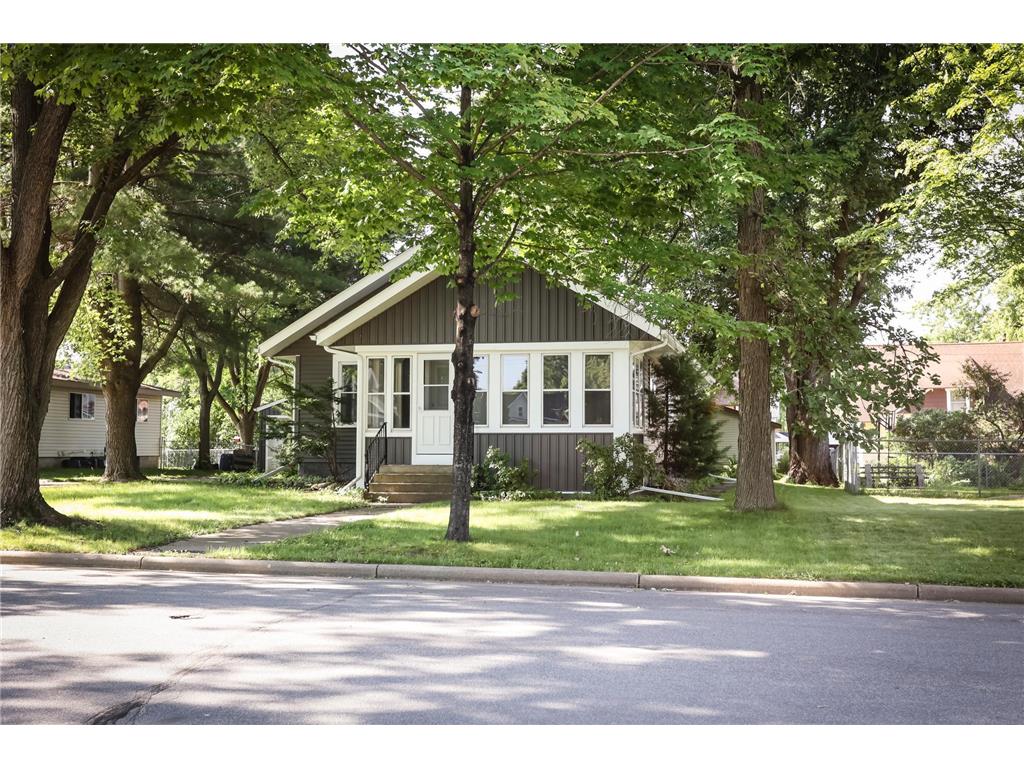 1100 Oak Street Baldwin WI 54002 6561213 image1