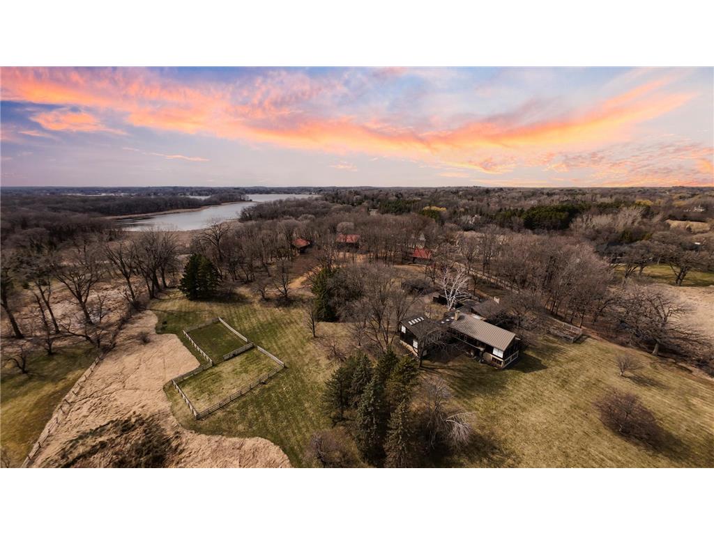 1100 Old Crystal Bay Road Orono MN 55391 - French 7037460 image1