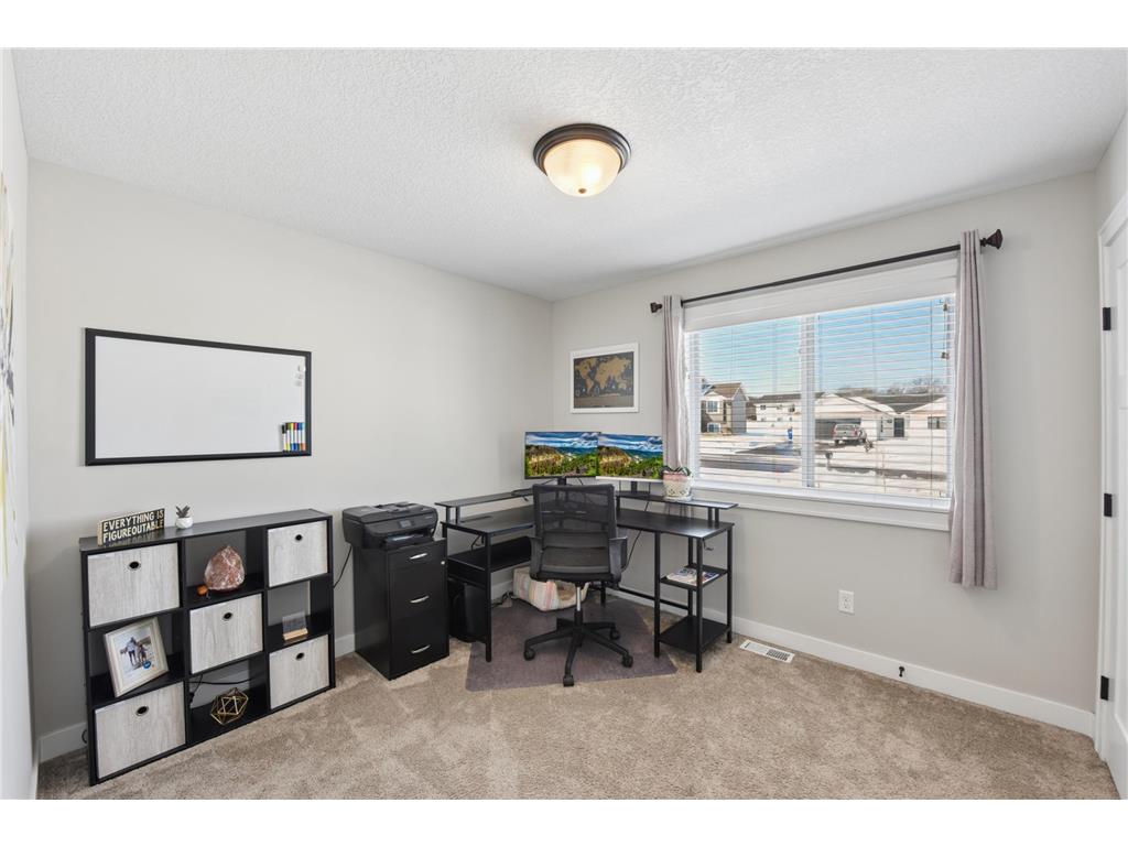 1100 Susan Lane Roberts WI 54023 7037407 image12