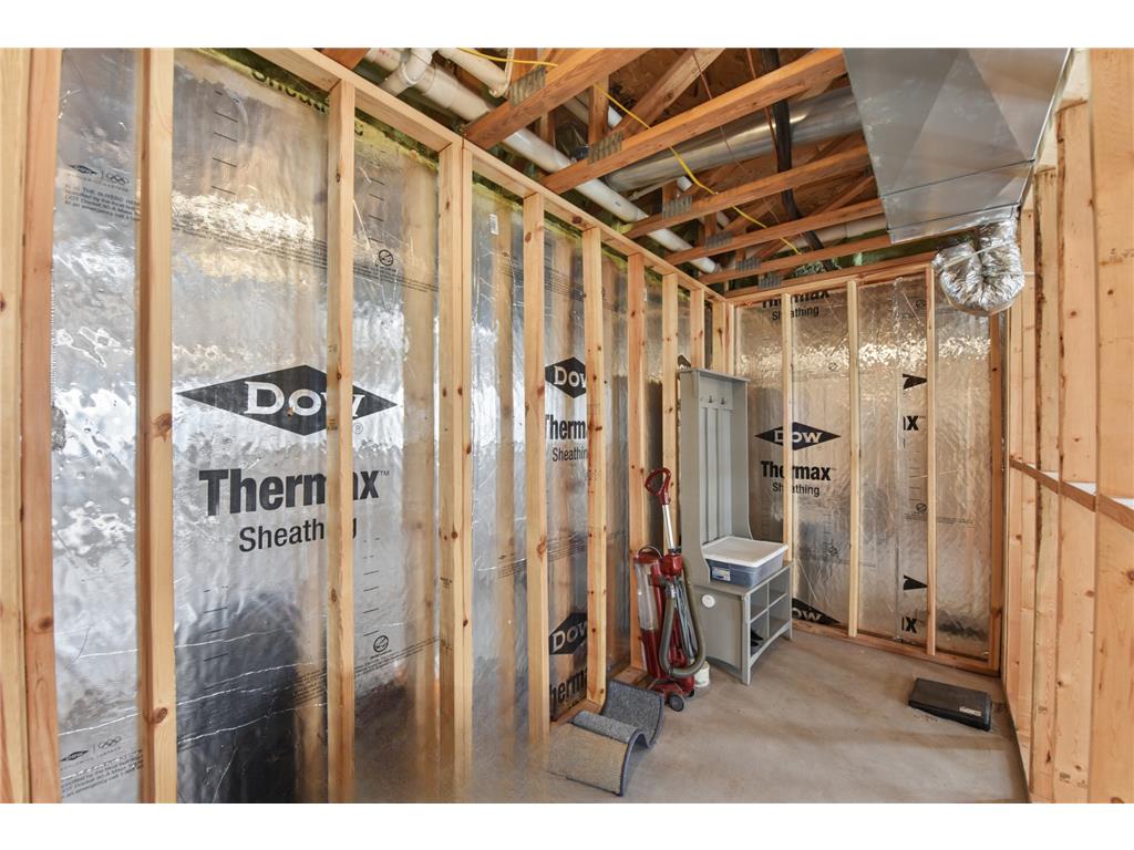 1100 Susan Lane Roberts WI 54023 7037407 image17
