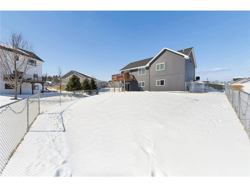 1100 Susan Lane Roberts WI 54023 7037407 image18