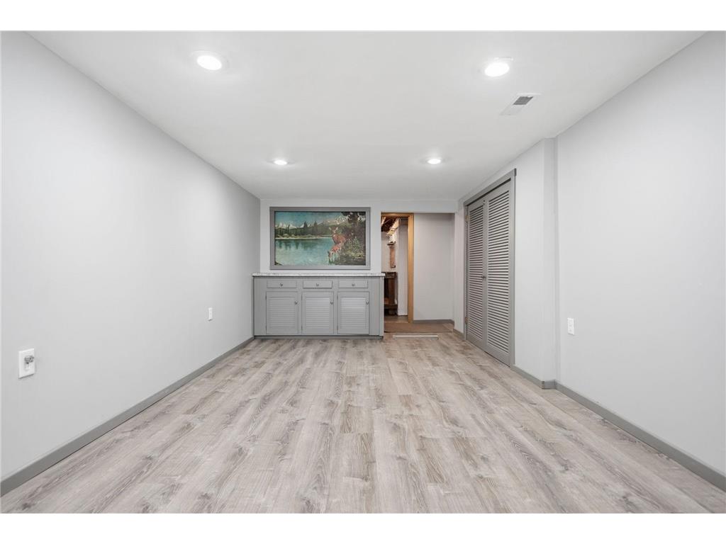 1100 W 73rd Street Richfield MN 55423 7084311 image22
