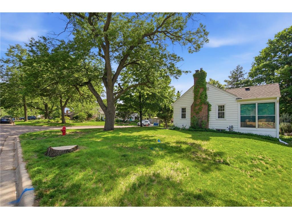 1100 W 73rd Street Richfield MN 55423 7084311 image27