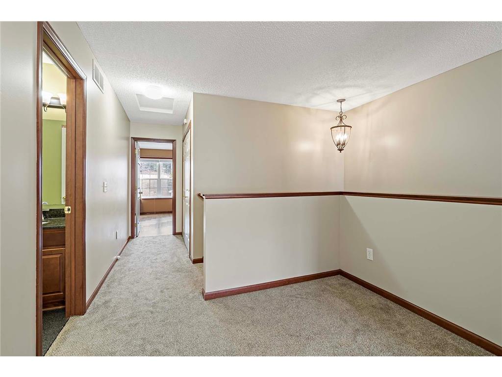 11003 Oak Grove Circle #B Woodbury MN 55129 7036300 image15