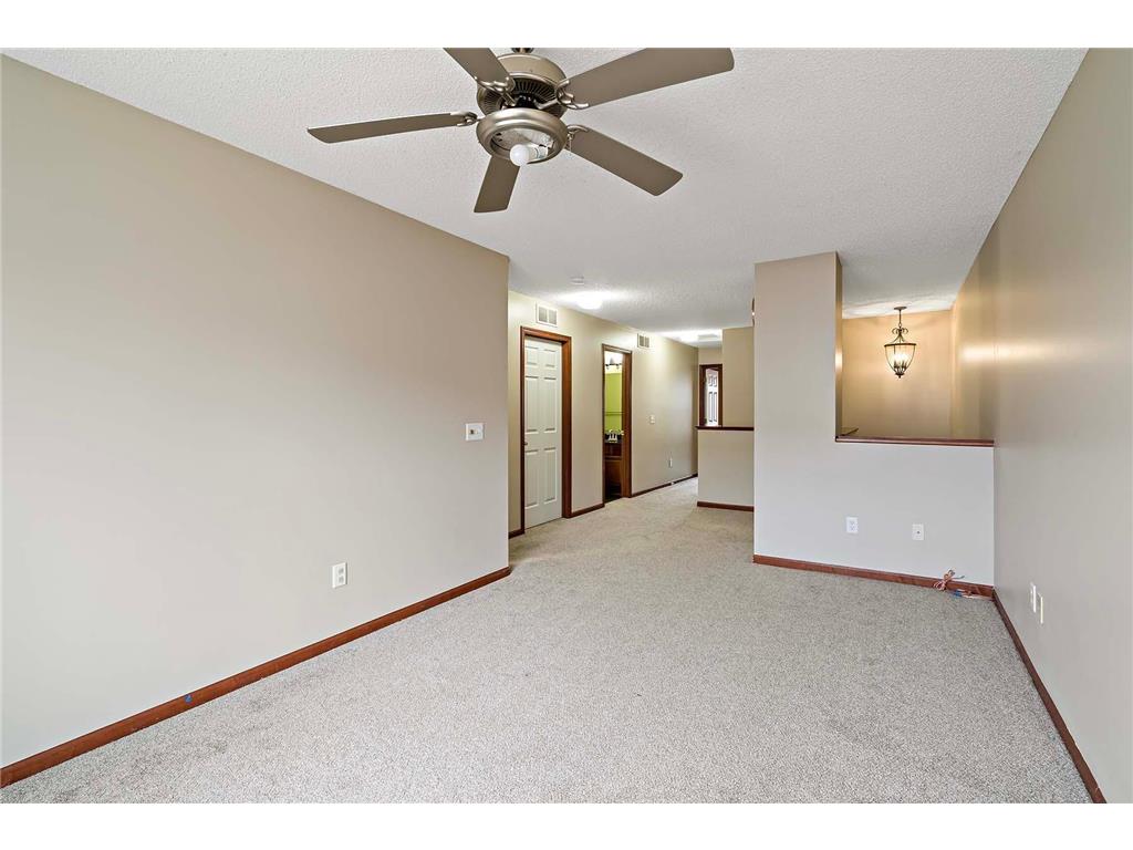 11003 Oak Grove Circle #B Woodbury MN 55129 7036300 image17