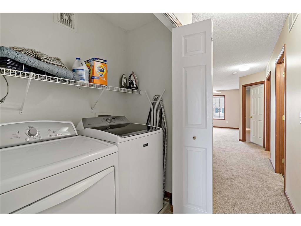 11003 Oak Grove Circle #B Woodbury MN 55129 7036300 image23
