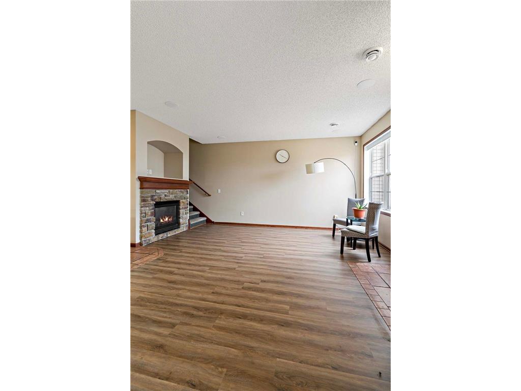 11003 Oak Grove Circle #B Woodbury MN 55129 7036300 image32