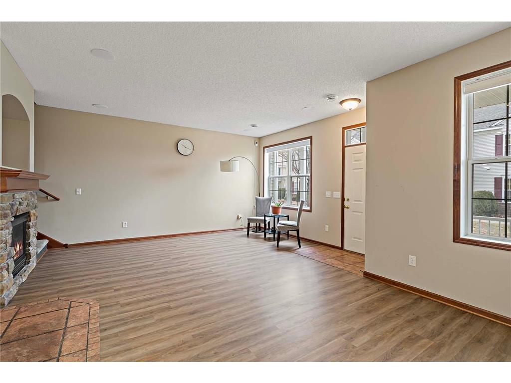 11003 Oak Grove Circle #B Woodbury MN 55129 7036300 image47