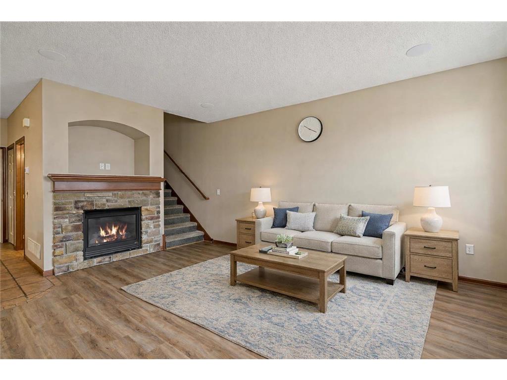 11003 Oak Grove Circle #B Woodbury MN 55129 7036300 image5