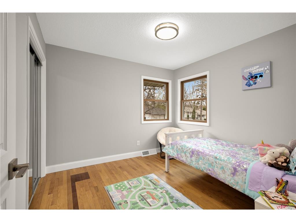 11004 Oak Knoll Terrace N Minnetonka MN 55305 7085955 image13