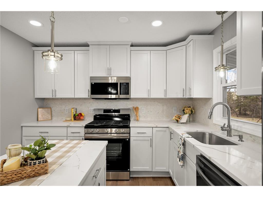 11004 Oak Knoll Terrace N Minnetonka MN 55305 7085955 image4