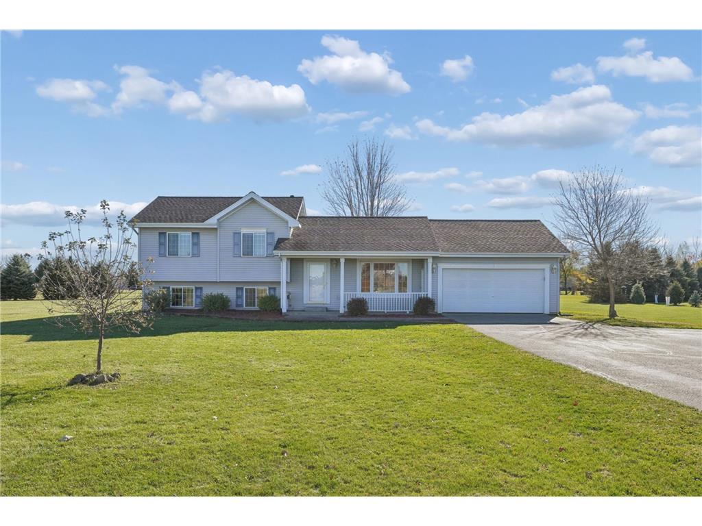 1101 148th Avenue New Richmond WI 54017 6755801 image1