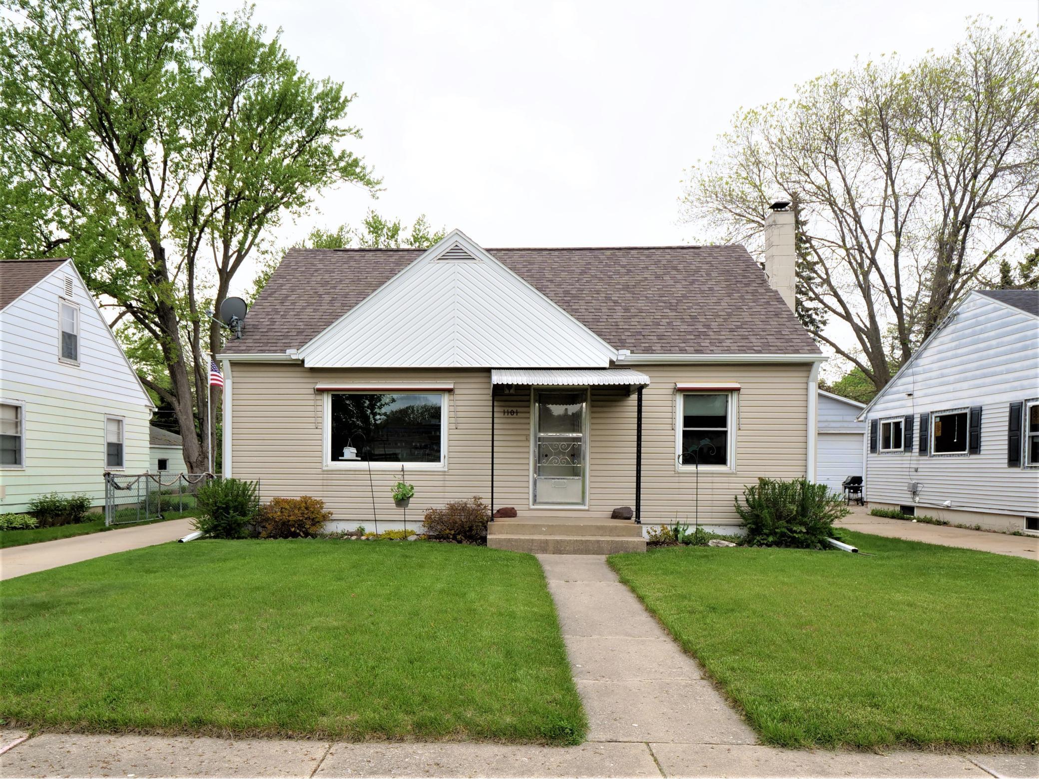 1101 8th Avenue NE, Rochester, MN 55906 MLS 5758481 Edina Realty