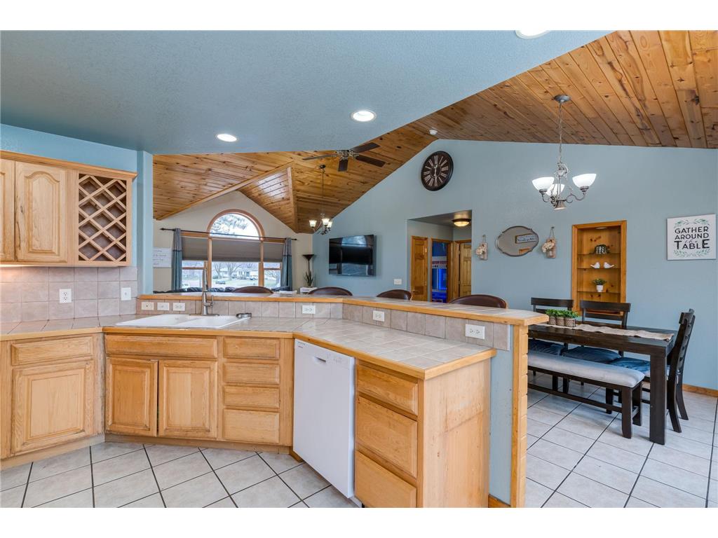 1101 8th Street SE Waseca MN 56093 7047624 image3