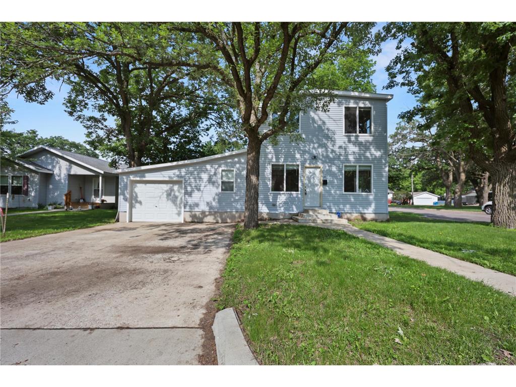 1101 Broadway Avenue S Sauk Rapids MN 56379 7021904 image1