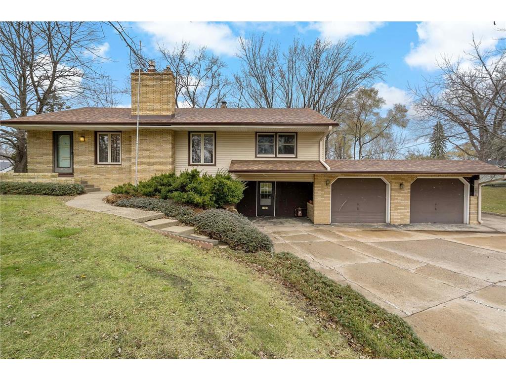 1101 Fenton Street Maplewood MN 55109 6631176 image1