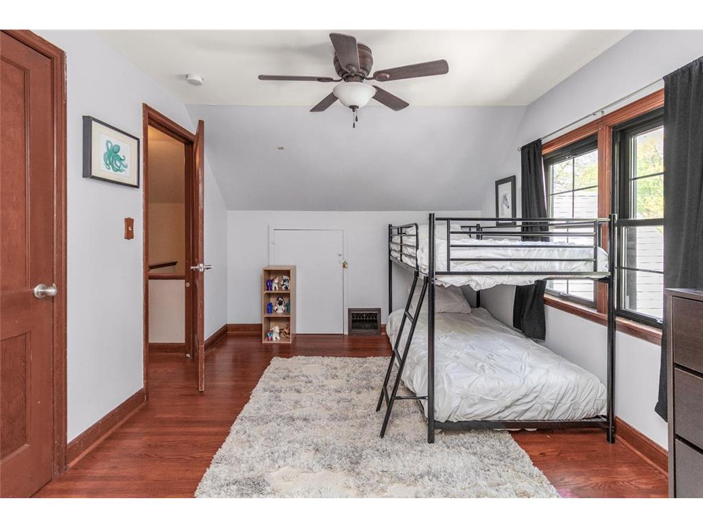 1101 Humboldt Avenue West Saint Paul MN 55118 7051944 image15