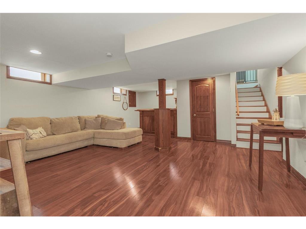 1101 Humboldt Avenue West Saint Paul MN 55118 7051944 image16