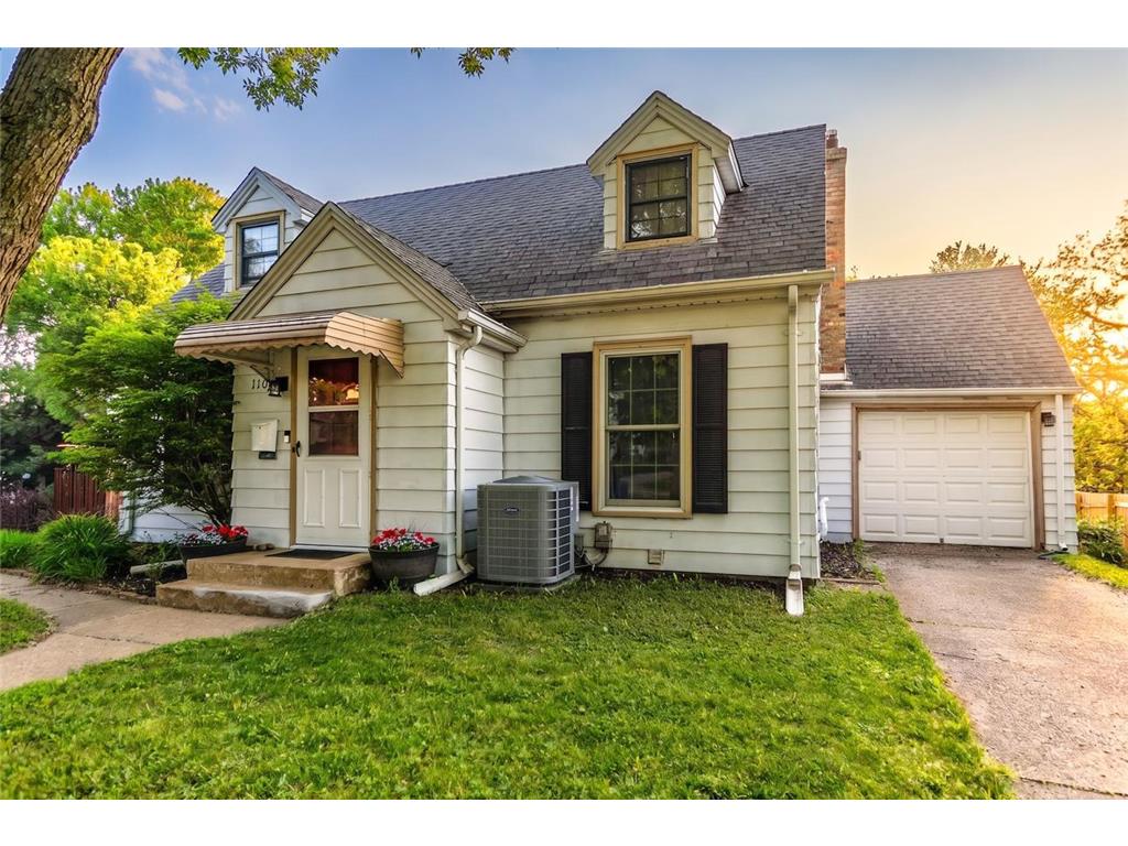 1101 Humboldt Avenue West Saint Paul MN 55118 7051944 image22