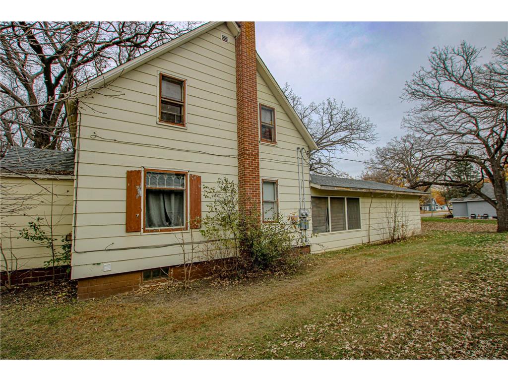 1101 Jefferson Street Alexandria MN 56308 6813388 image4