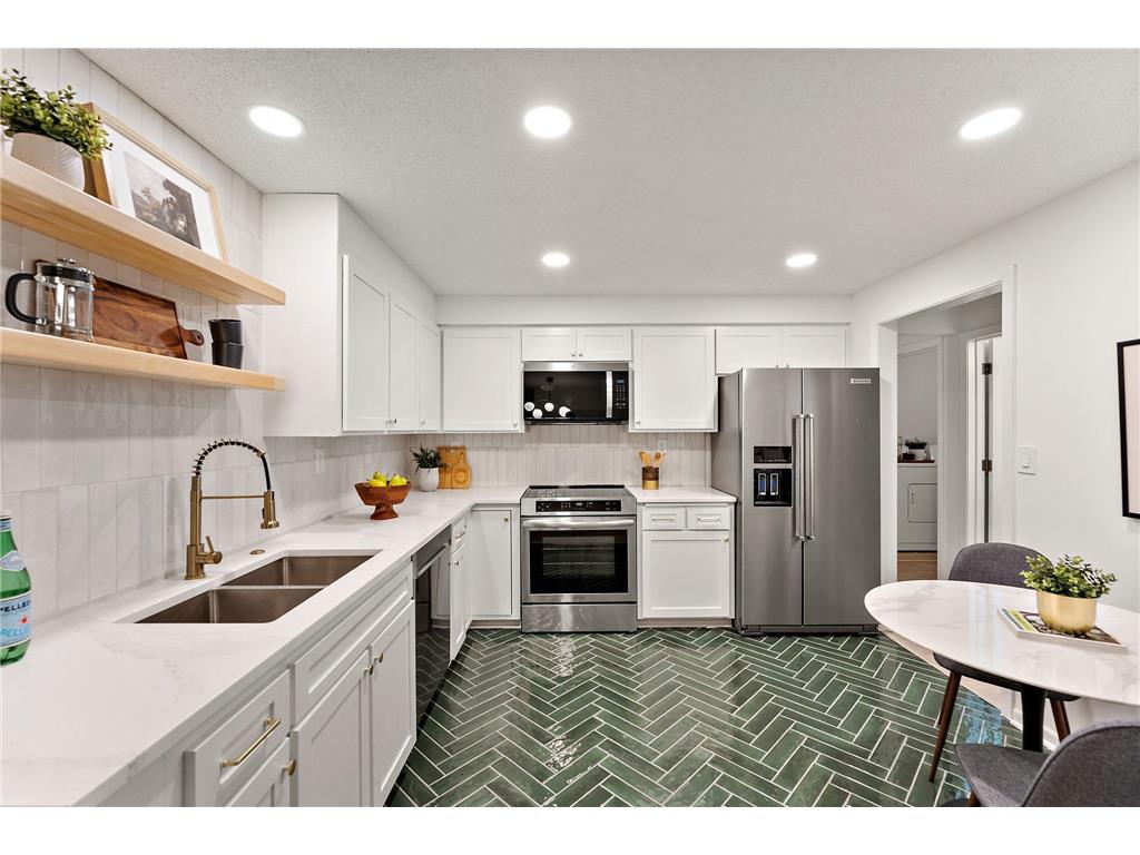 1101 Sibley Memorial Highway #302 Lilydale MN 55118 - Mississippi 6759687 image1