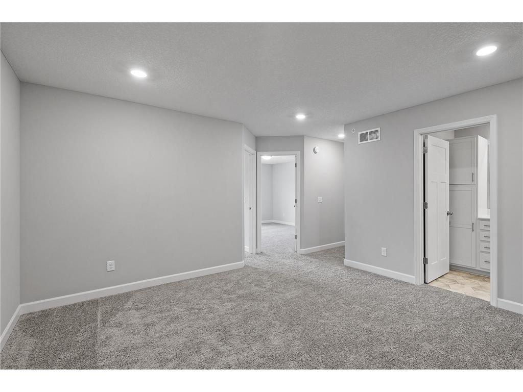 11010 Yalta Street NE #C Blaine MN 55449 7058945 image16