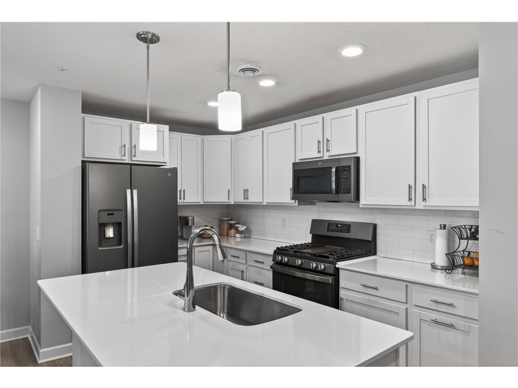 11010 Yalta Street NE #C Blaine MN 55449 7092086 image9