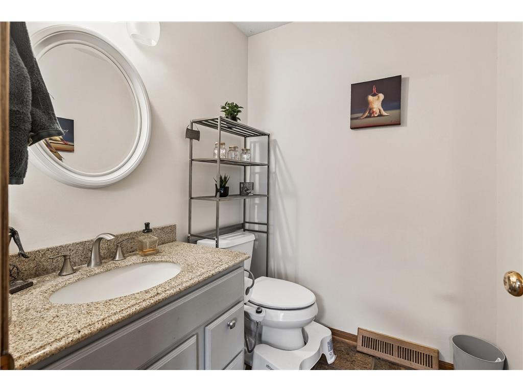 110102 Arboretum Way Chaska MN 55318 6801835 image15