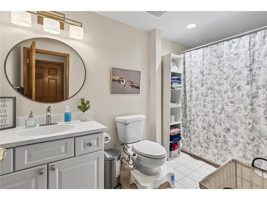 110102 Arboretum Way Chaska MN 55318 6801835 image25